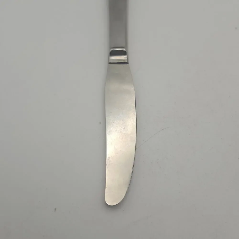 Vintage Oneida Community Peter Rabbit‎ Child Knife Flatware Stainless 6.75in